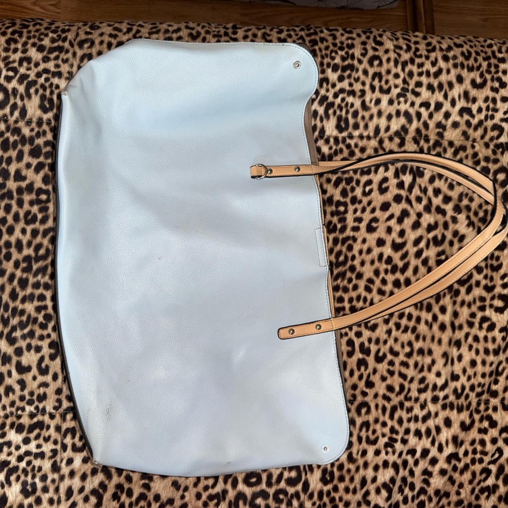 Elegant White Tote Bag